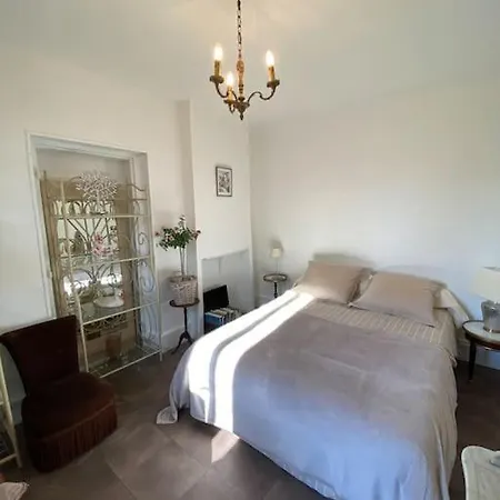 בית נופש Le New Montferrand 1 Et 2