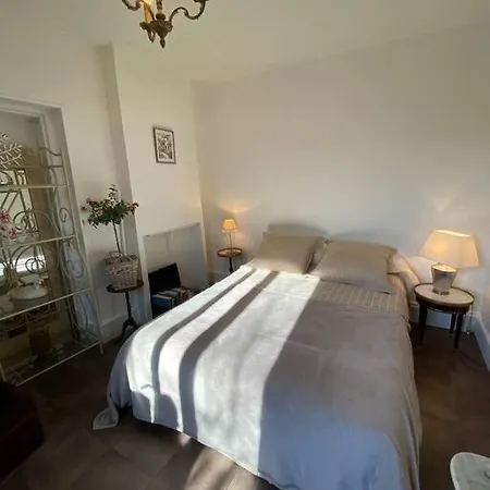 בית נופש Le New Montferrand 1 Et 2 *